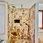 شقة La Casa Bianca Borgo رودي غارغانيكو