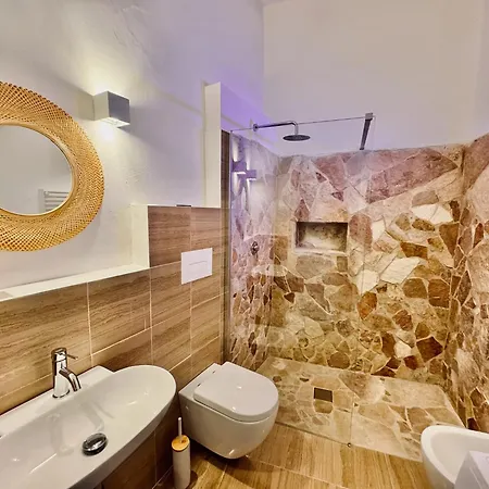 Апартаменты La Casa Bianca Borgo
