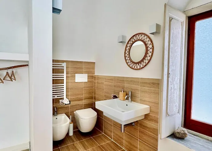 La Casa Bianca Borgo Апартаменты *