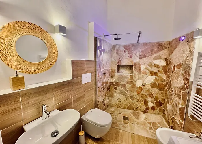 Апартаменты La Casa Bianca Borgo